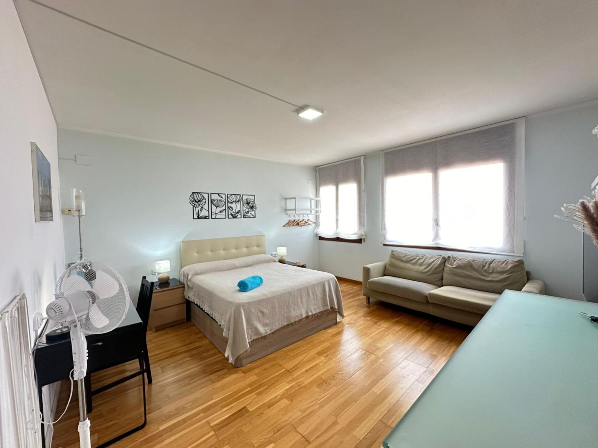 Aribau Habitaciones บาร์เซโลนา ภายนอก รูปภาพ