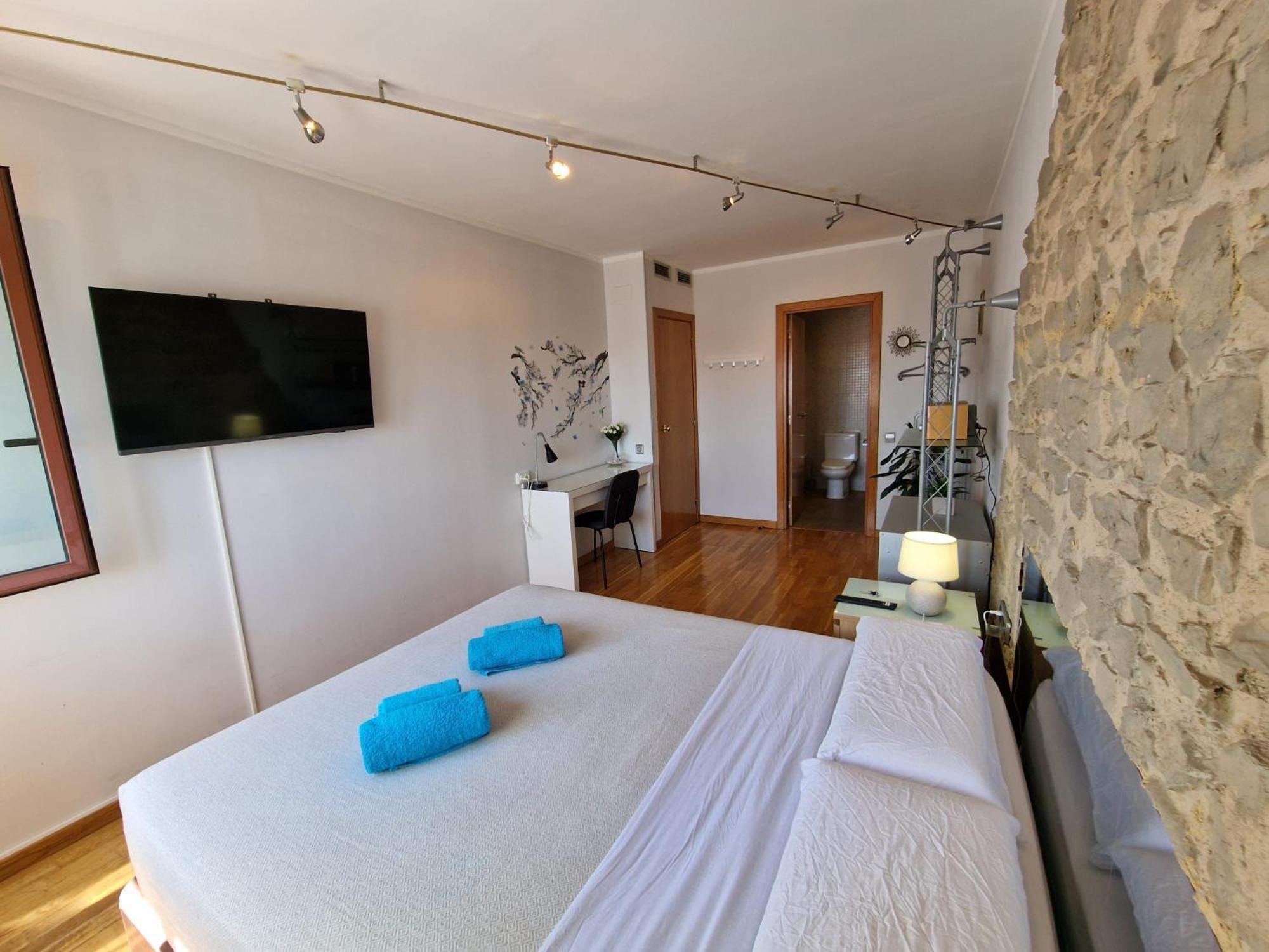 Aribau Habitaciones บาร์เซโลนา ภายนอก รูปภาพ