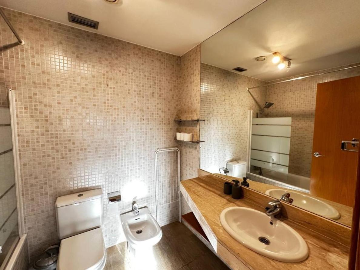 Aribau Habitaciones บาร์เซโลนา ภายนอก รูปภาพ